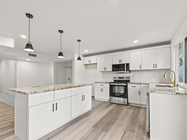 326 Bluebonnet Trail, Garland, TX 75043