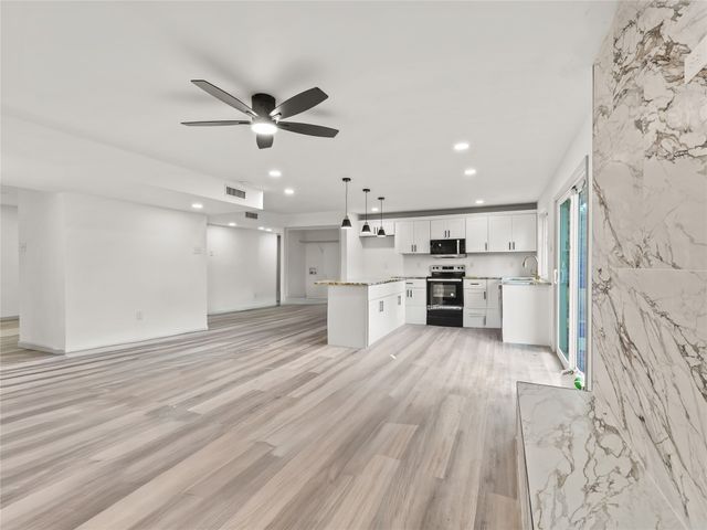 326 Bluebonnet Trail, Garland, TX 75043