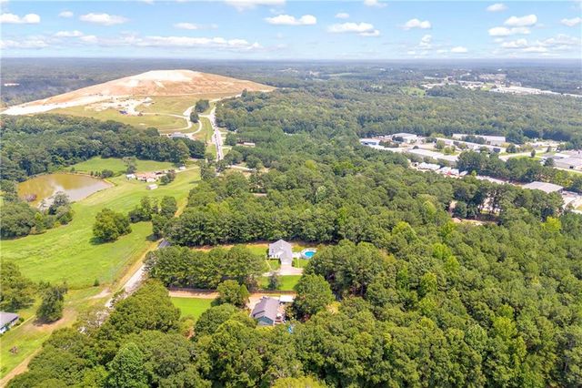 1102 Carl Bethlehem Road, Winder, GA 30680