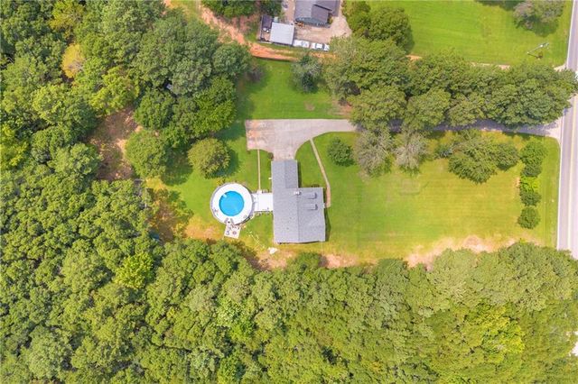 1102 Carl Bethlehem Road, Winder, GA 30680