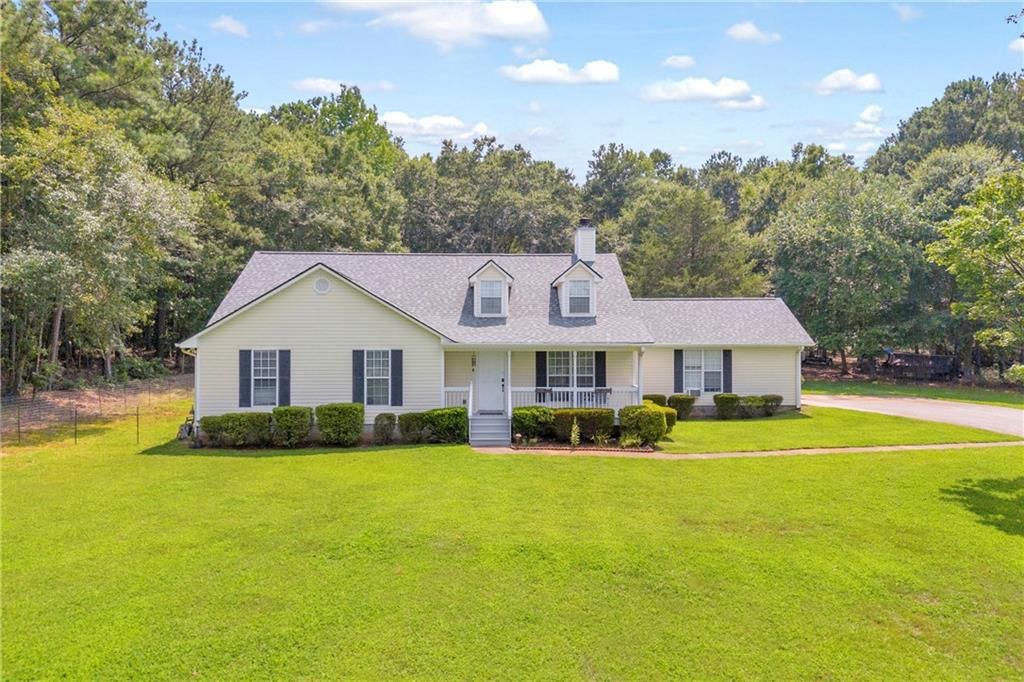 1102 Carl Bethlehem Road, Winder, GA 30680