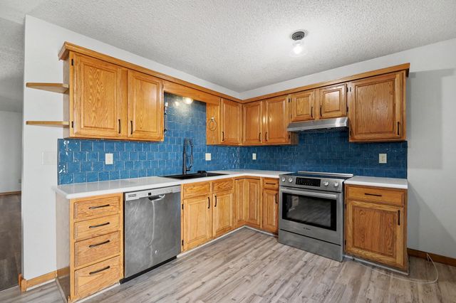 212 Tjaden St, Kechi, KS 67067