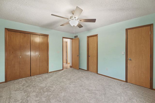 212 Tjaden St, Kechi, KS 67067