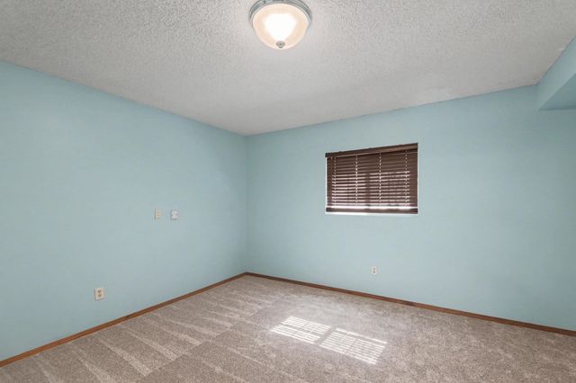 212 Tjaden St, Kechi, KS 67067