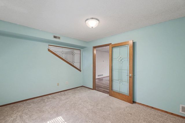 212 Tjaden St, Kechi, KS 67067