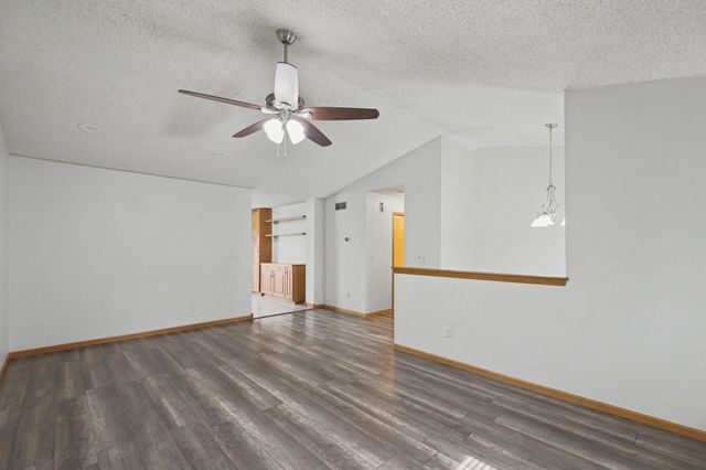 212 Tjaden St, Kechi, KS 67067