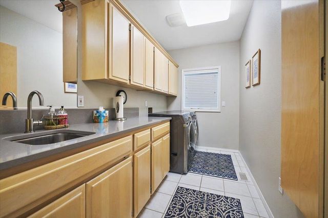 24314 E Pinehurst Ln, Liberty Lake, WA 99019