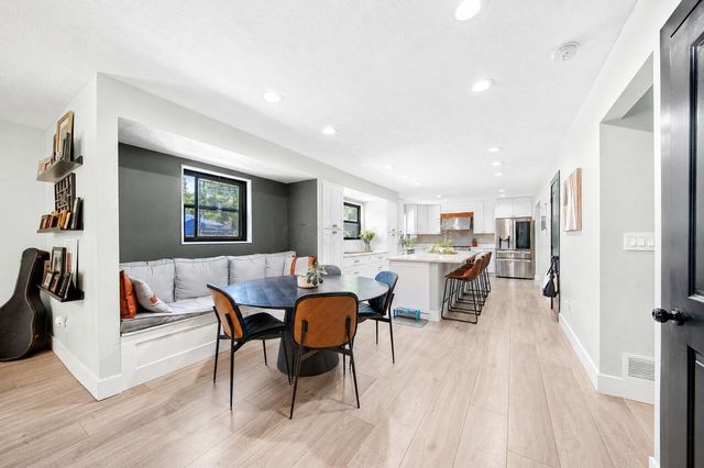 8231 Snowhill Court, Westerville, OH 43081