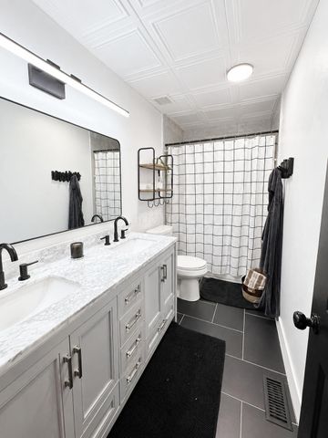 8231 Snowhill Court, Westerville, OH 43081