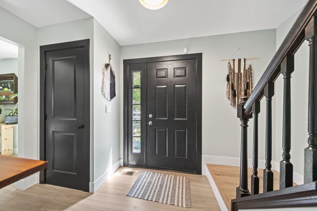 8231 Snowhill Court, Westerville, OH 43081