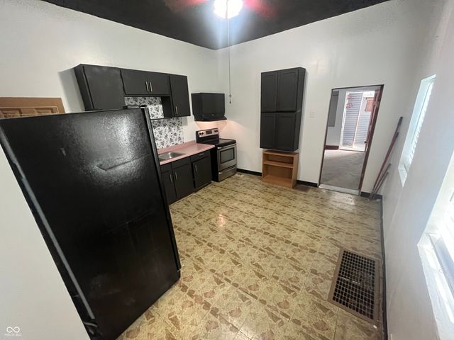 215 Trowbridge Street, Indianapolis, IN 46201