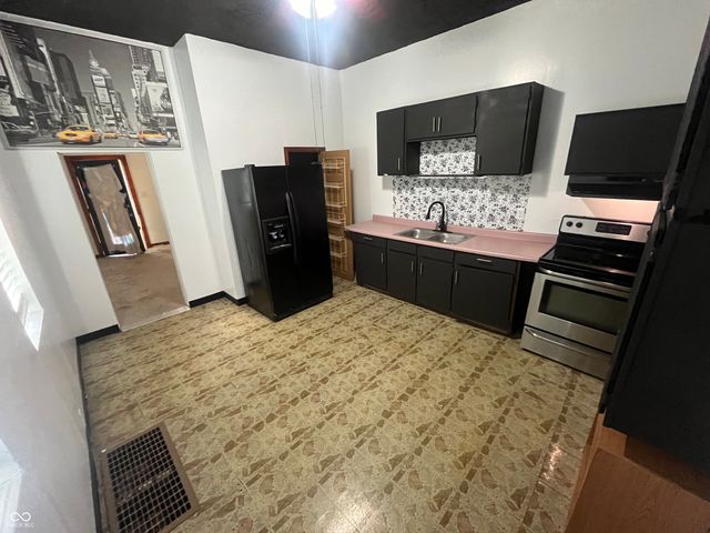 215 Trowbridge Street, Indianapolis, IN 46201