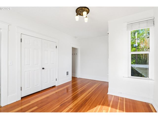 1631 Nw EVERETT St 202, Portland, OR 97209