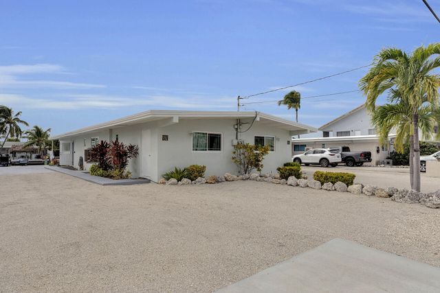 281 & 291 10th Street, Key Colony, FL 33051