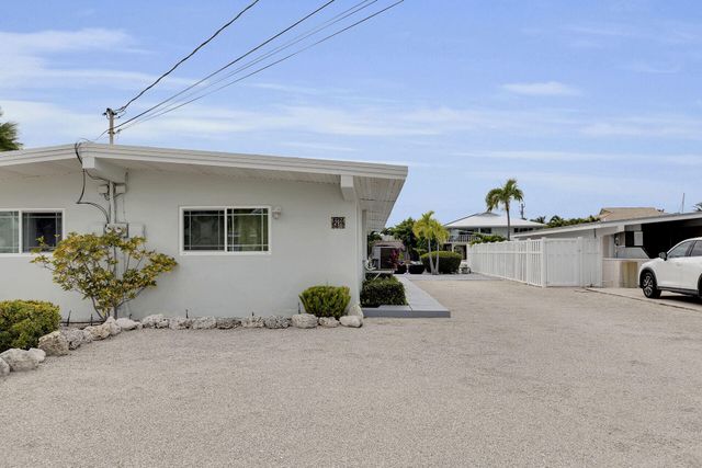 281 & 291 10th Street, Key Colony, FL 33051