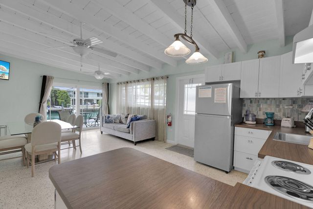 281 & 291 10th Street, Key Colony, FL 33051