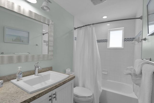 281 & 291 10th Street, Key Colony, FL 33051