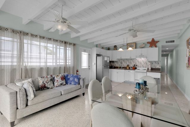 281 & 291 10th Street, Key Colony, FL 33051