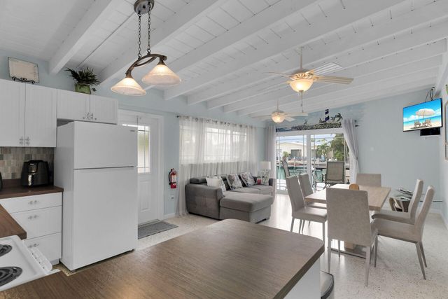 281 & 291 10th Street, Key Colony, FL 33051