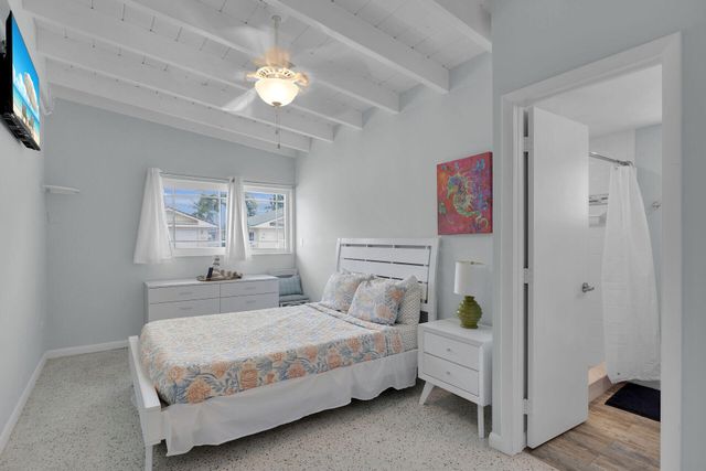 281 & 291 10th Street, Key Colony, FL 33051