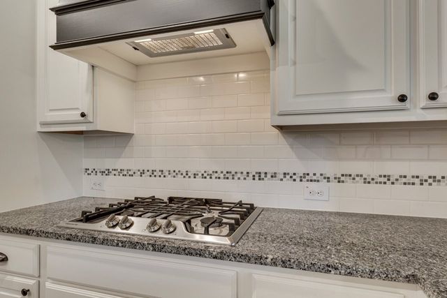 3022 Maverick Lane, Heath, TX 75126