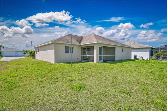 1213 SW 15th TER, Cape Coral, FL 33991