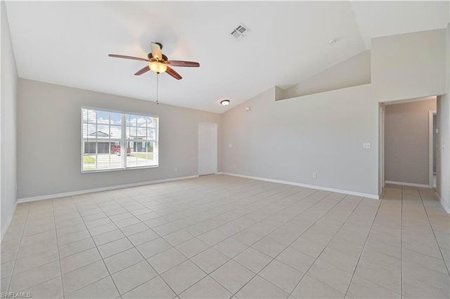 1213 SW 15th TER, Cape Coral, FL 33991