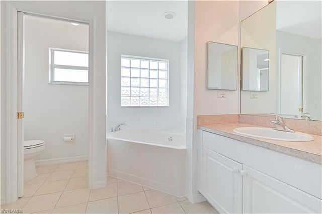 1213 SW 15th TER, Cape Coral, FL 33991