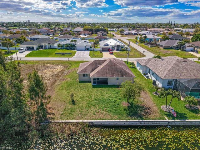 1213 SW 15th TER, Cape Coral, FL 33991