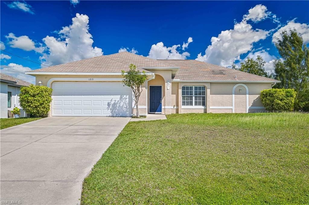 1213 SW 15th TER, Cape Coral, FL 33991