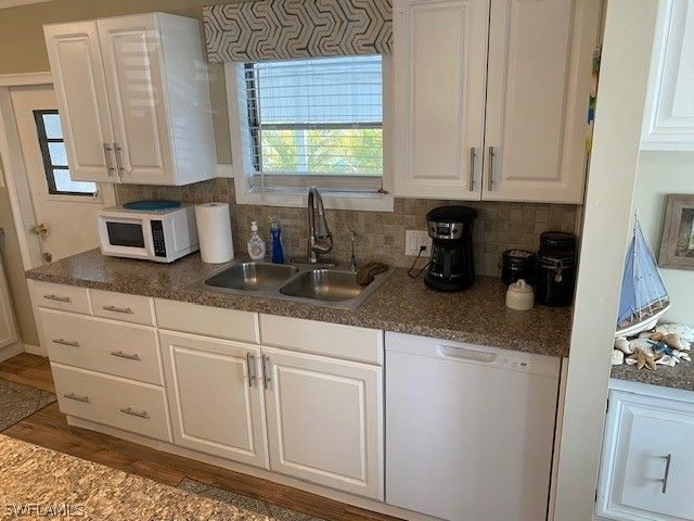 2738 Indianwood DR, North Fort Myers, FL 33917