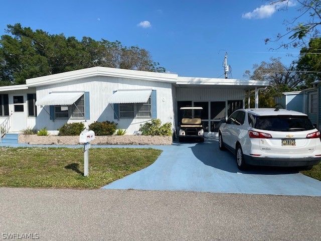 2738 Indianwood DR, North Fort Myers, FL 33917