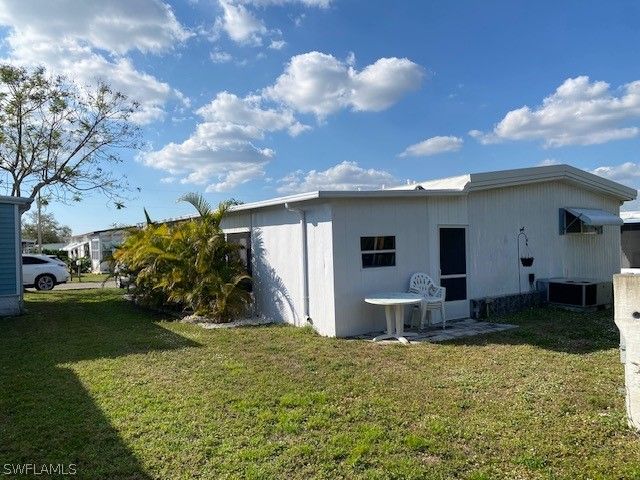 2738 Indianwood DR, North Fort Myers, FL 33917