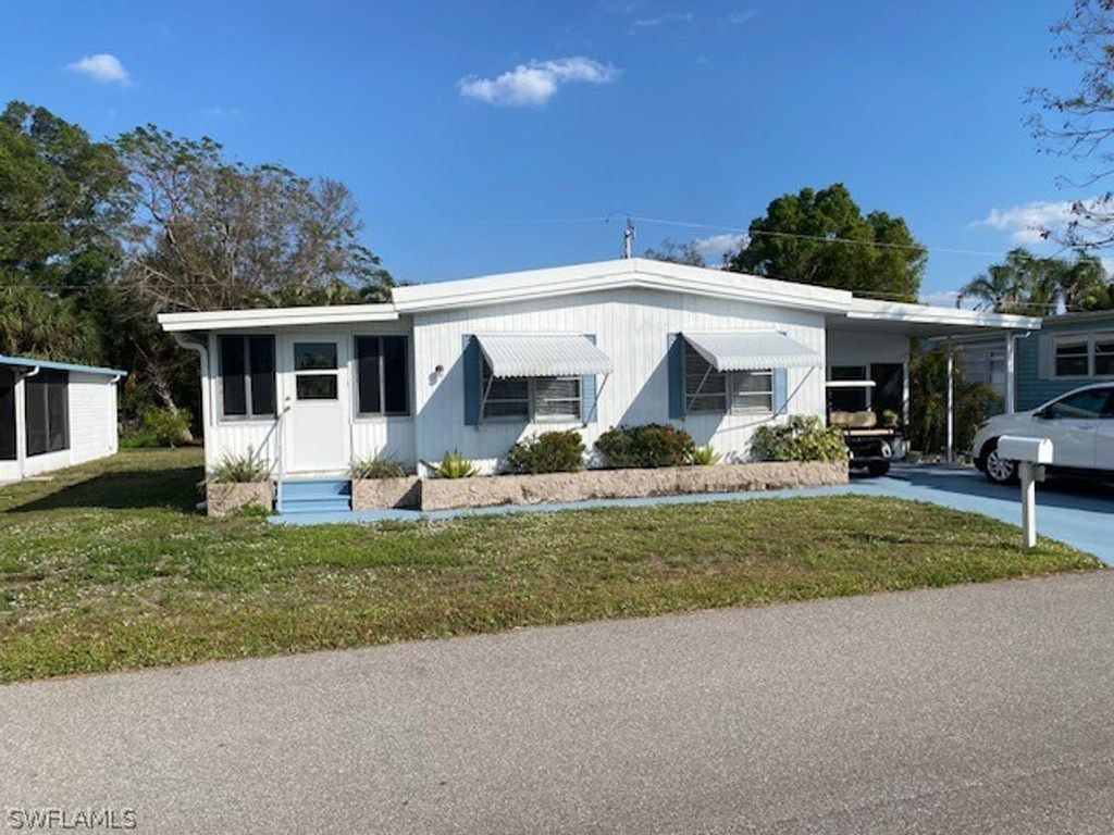 2738 Indianwood DR, North Fort Myers, FL 33917