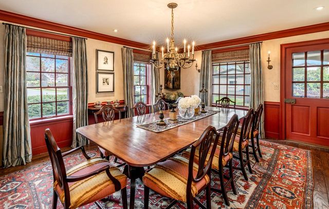 225 W Nokomis COURT, Milwaukee, WI 53217
