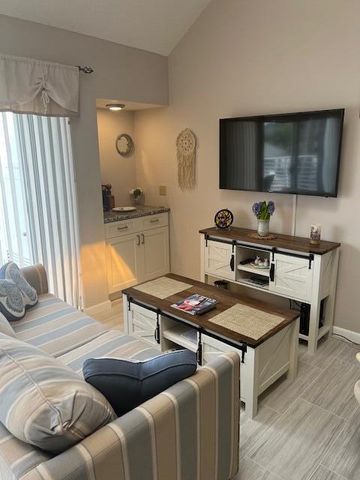 1605 S Us Highway 1 201m2, Jupiter, FL 33477