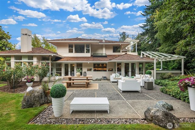 2609 Evergreen Point Road, Medina, WA 98039