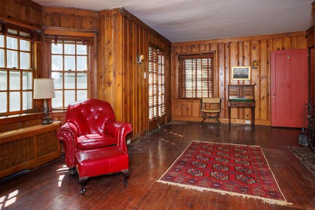 6710 LINCOLN DR, Philadelphia, PA 19119