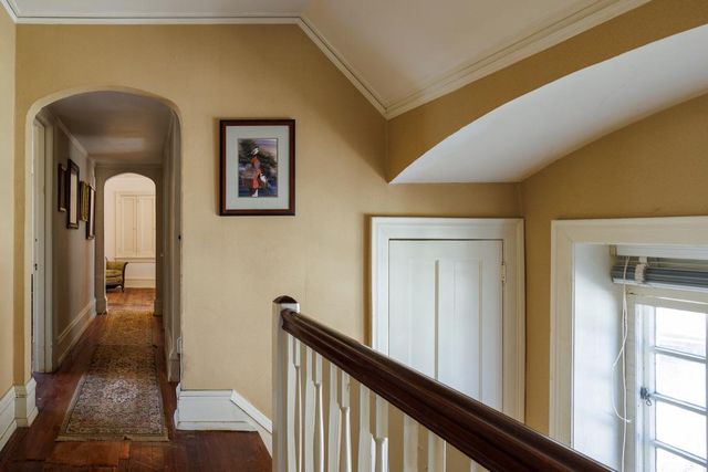 6710 LINCOLN DR, Philadelphia, PA 19119