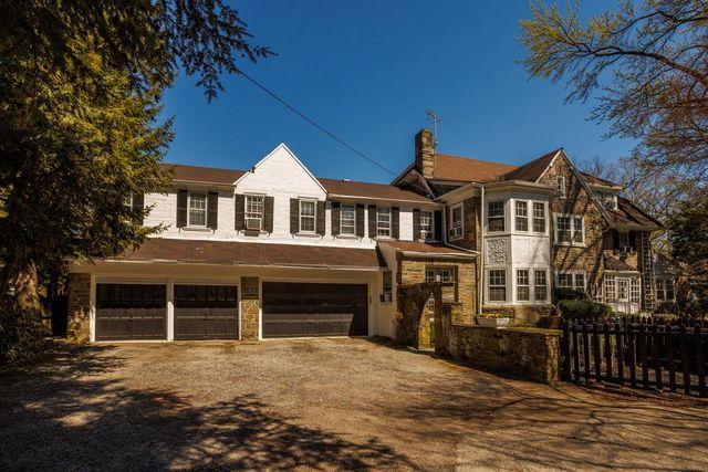 6710 LINCOLN DR, Philadelphia, PA 19119