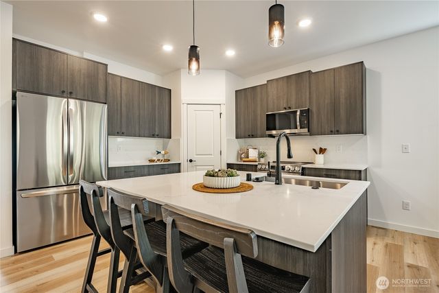 2998 Cedar View Way, Blaine, WA 98230