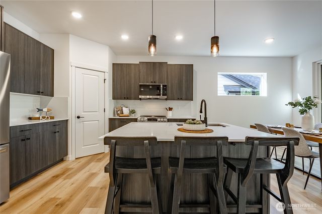 2998 Cedar View Way, Blaine, WA 98230