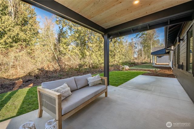 2998 Cedar View Way, Blaine, WA 98230