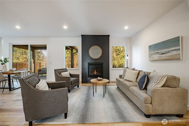 2998 Cedar View Way, Blaine, WA 98230