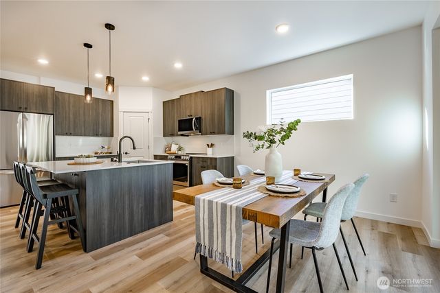 2998 Cedar View Way, Blaine, WA 98230