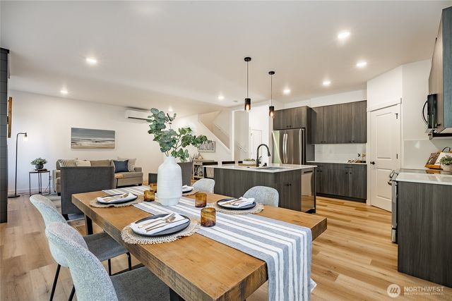 2998 Cedar View Way, Blaine, WA 98230