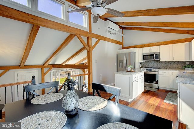 1 BUNKER, Grasonville, MD 21638