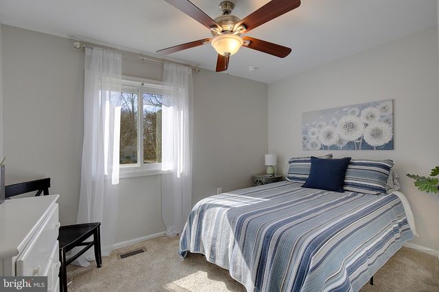 1 BUNKER, Grasonville, MD 21638