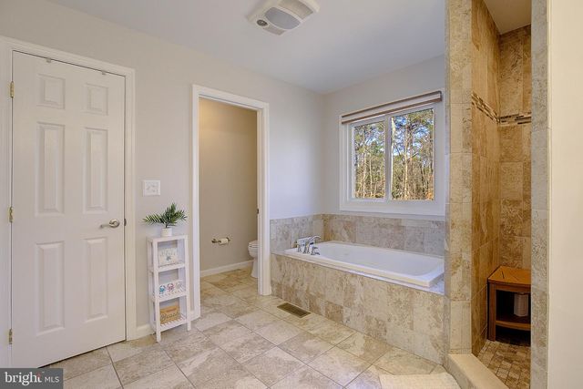 1 BUNKER, Grasonville, MD 21638