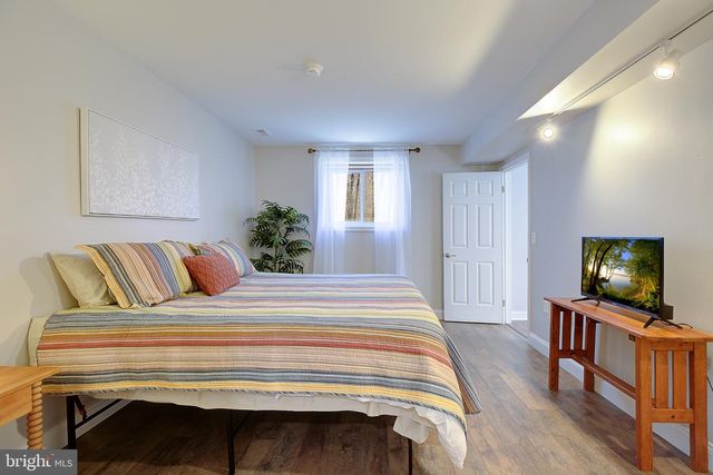 1 BUNKER, Grasonville, MD 21638